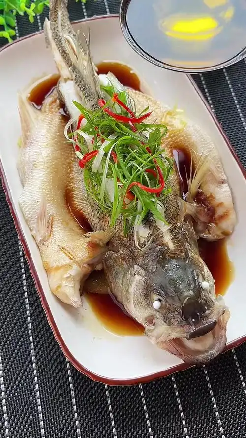 清蒸鲈鱼